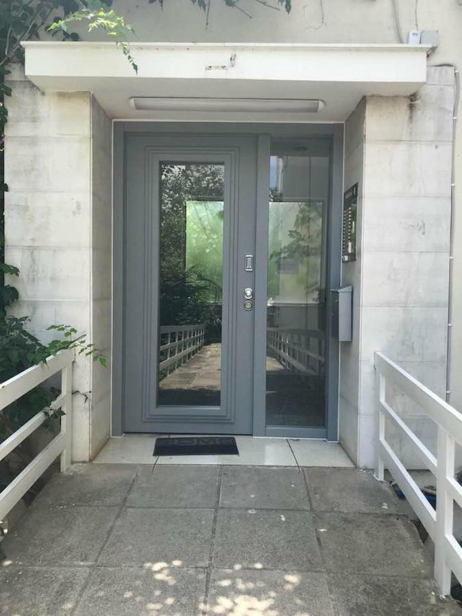 Cozy Studio 50M From Sea Athens Exterior photo